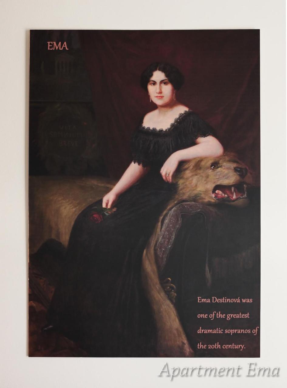 Prague Women'S Hall Of Fame Bagian luar foto